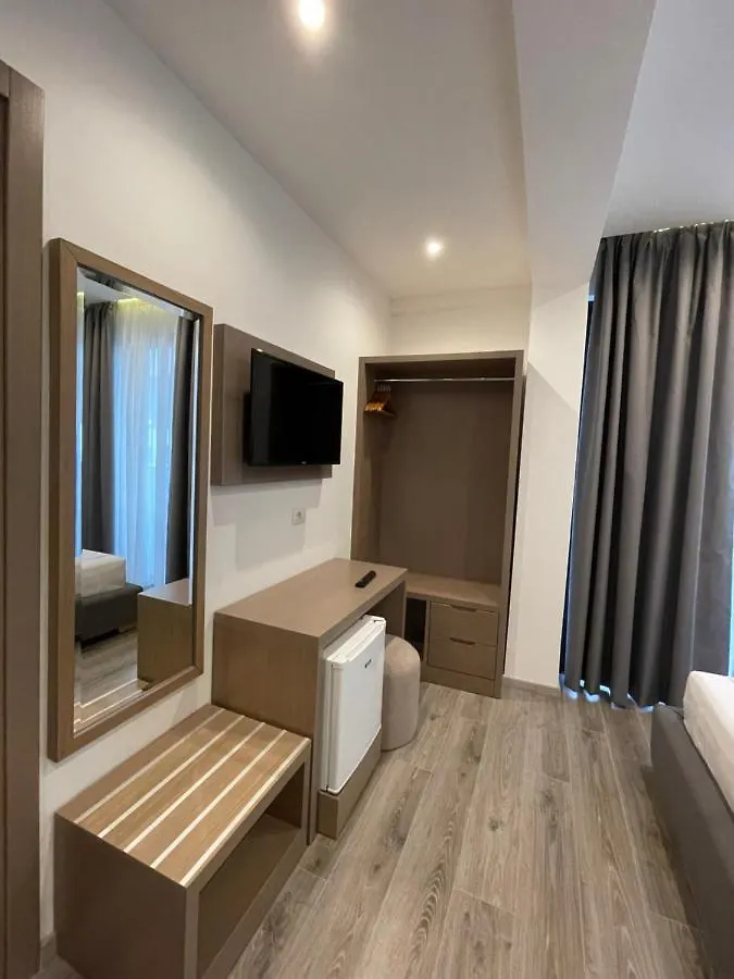 Hotel Mare 2 Ksamil