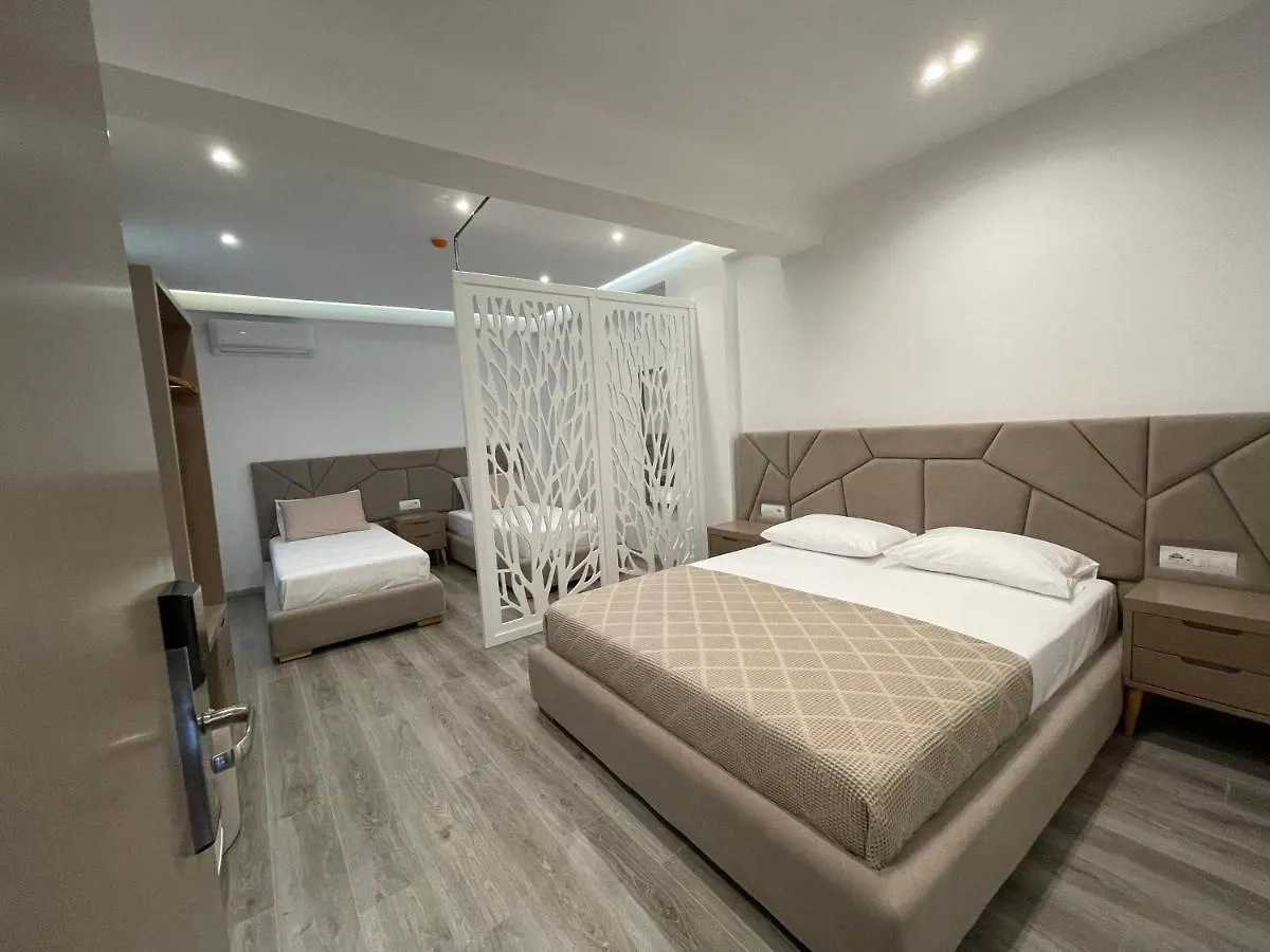 Hotel Mare 2 Ksamil 3*,