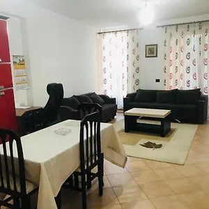 https://old-train-station-tirana.hotels-in-tirana.com