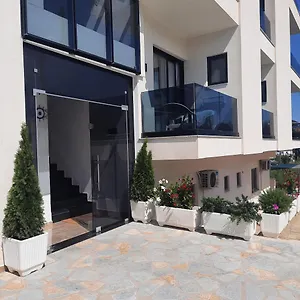 3* Otel Renato
